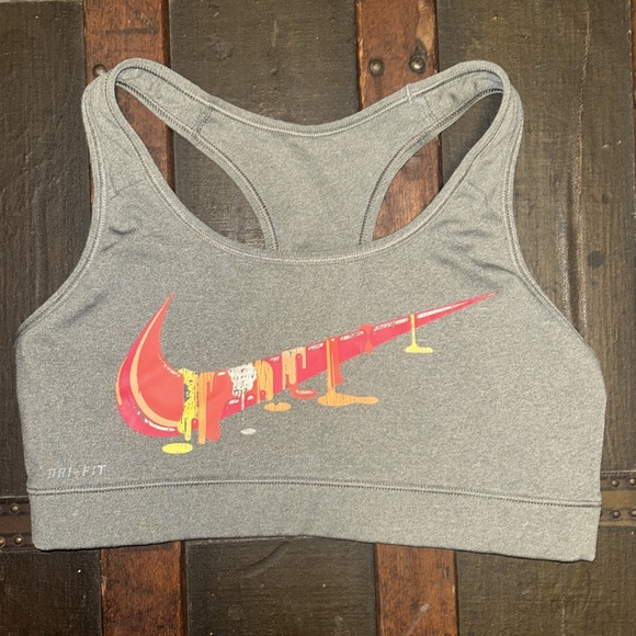 Nike Sports Bra bundle of 3; medium - Picture 6 of 7